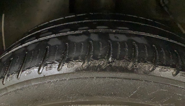 2021 Tata ALTROZ XT PETROL, Petrol, Manual, 61,105 km, Right Rear Tyre Tread