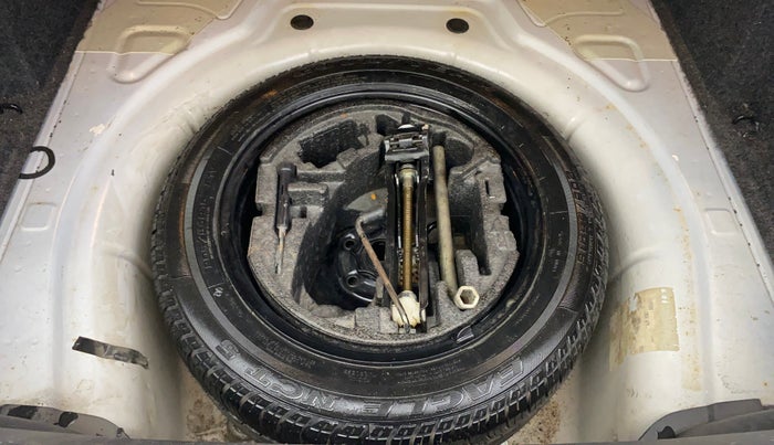 2014 Skoda Superb ELEGANCE 1.8 TSI AT, Petrol, Automatic, 64,620 km, Spare Tyre