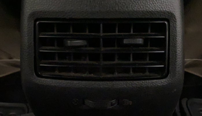 2015 Hyundai i20 Active 1.4 SX, Diesel, Manual, 1,04,933 km, Rear AC Vents