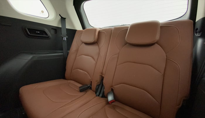 2021 MG HECTOR PLUS SMART 2.0 6STR, Diesel, Manual, 25,192 km, Third Seat Row ( optional )