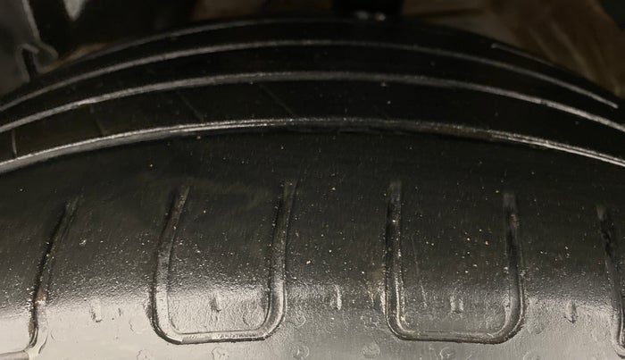 2021 MG HECTOR PLUS SMART 2.0 6STR, Diesel, Manual, 25,192 km, Left Front Tyre Tread
