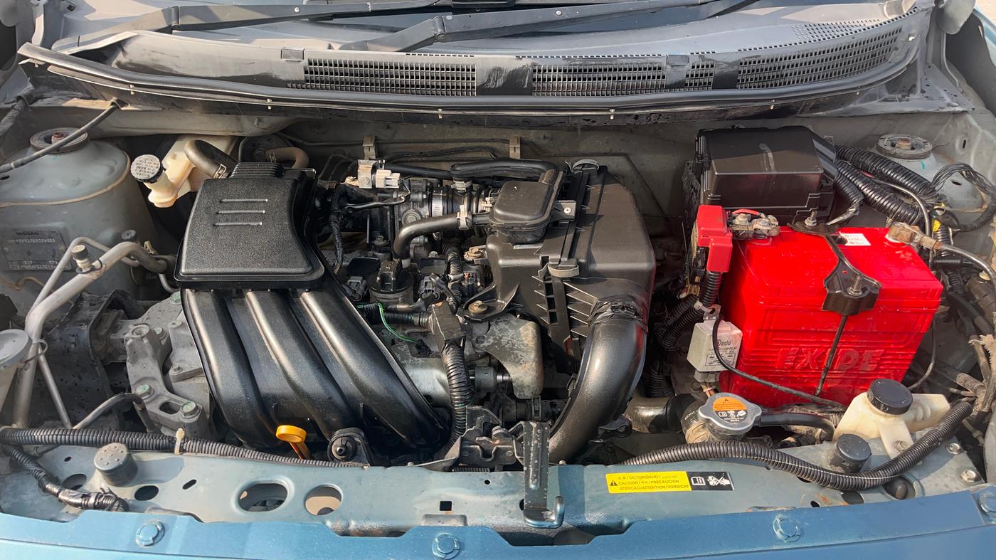 2014 Nissan Micra Active XV, Petrol, Manual, 1,45,363 km, Engine View