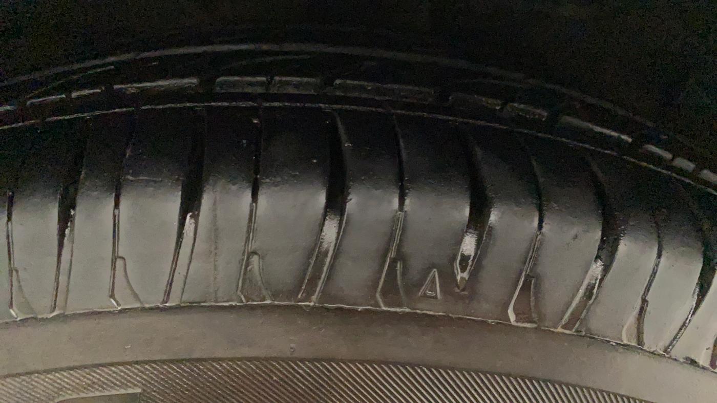 2014 Hyundai Xcent S (O) 1.2, Petrol, Manual, 20,179 km, Right Rear Tyre Tread