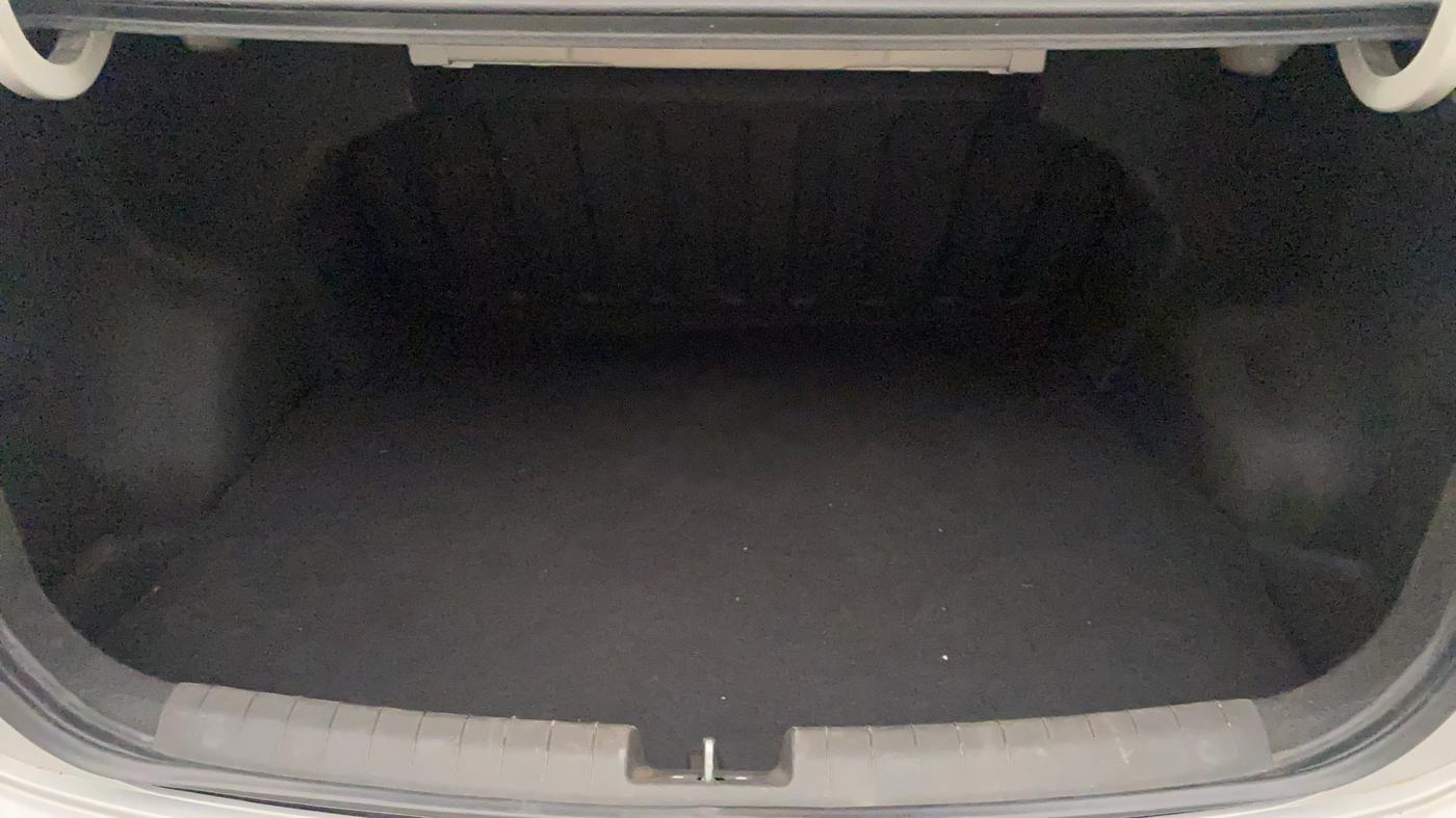 2014 Hyundai Xcent S (O) 1.2, Petrol, Manual, 20,179 km, Boot Inside