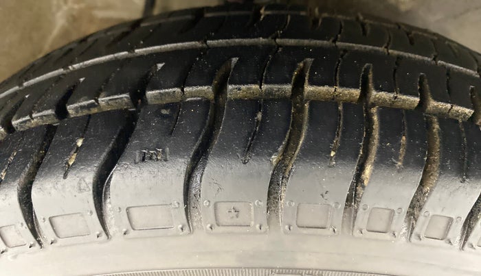 2019 Maruti Alto 800 LXI, Petrol, Manual, 16,380 km, Right Front Tyre Tread