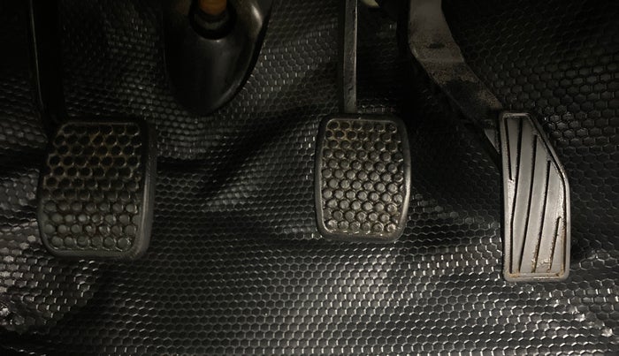 2019 Maruti Alto 800 LXI, Petrol, Manual, 16,380 km, Pedals