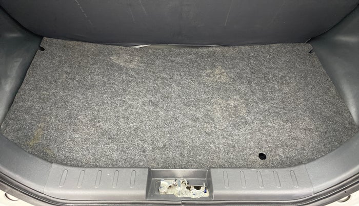 2019 Maruti Alto 800 LXI, Petrol, Manual, 16,380 km, Boot Inside