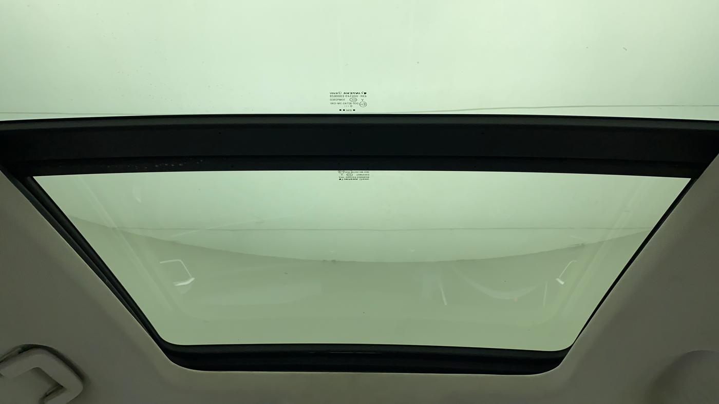 2021 Tata Safari XZA+  KRYOTEC, Diesel, Automatic, 45,865 km, Moonroof/ Sunroof