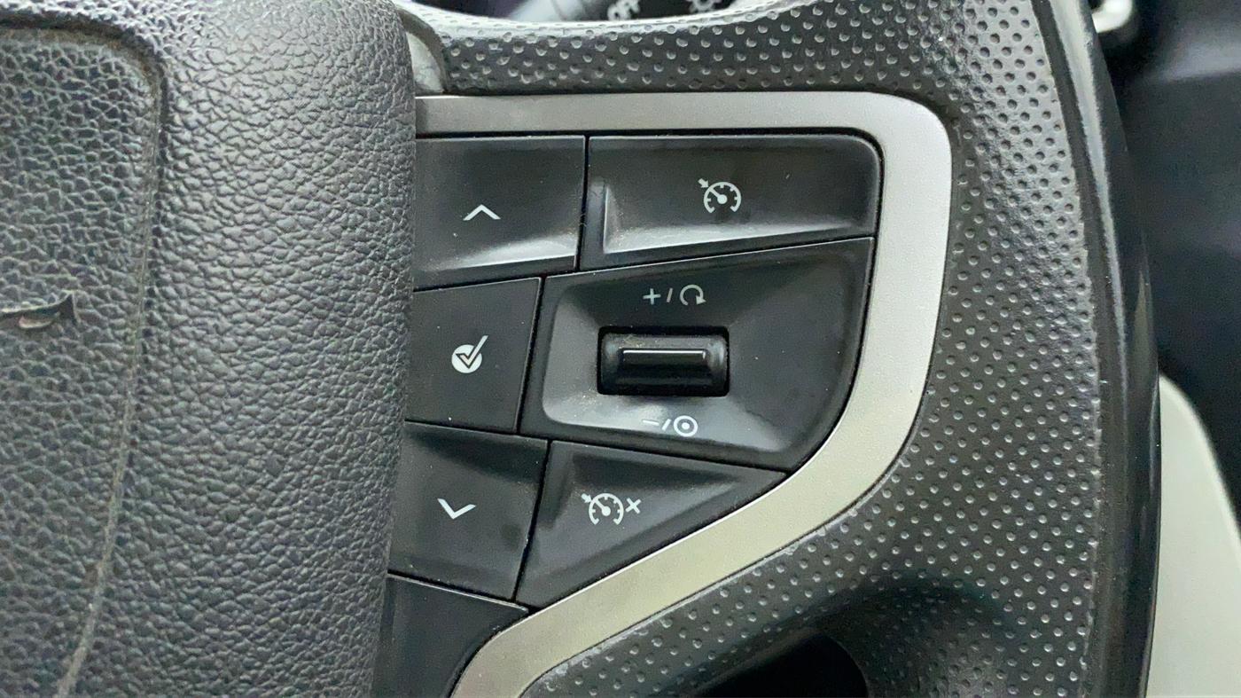 2021 Tata Safari XZA+  KRYOTEC, Diesel, Automatic, 45,865 km, Adaptive Cruise Control