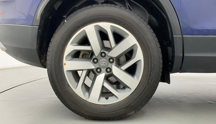 2021 Tata Safari XZA+  KRYOTEC, Diesel, Automatic, 45,865 km, Right Rear Wheel