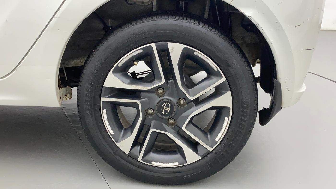 2021 Tata Tiago XZ PLUS PETROL, Petrol, Manual, 28,091 km, Left Rear Wheel