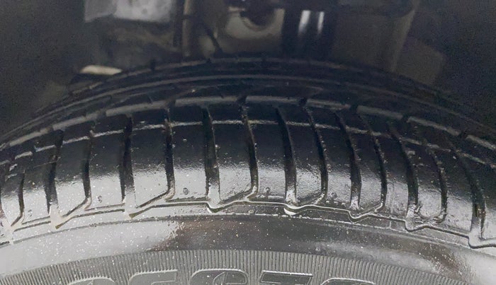 2021 Tata Tiago XZ PLUS PETROL, Petrol, Manual, 28,091 km, Left Front Tyre Tread