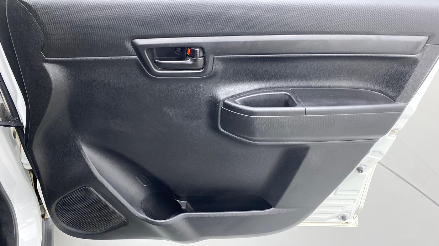 2022 Maruti S PRESSO VXI+, Petrol, Manual, 14,157 km, Driver Side Door Panels Control