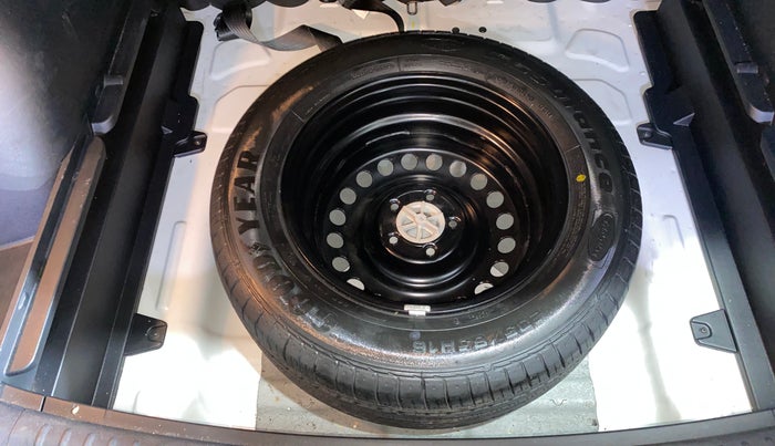 2022 KIA SELTOS HTK PLUS 1.5 IMT, Petrol, Manual, 32,615 km, Spare Tyre