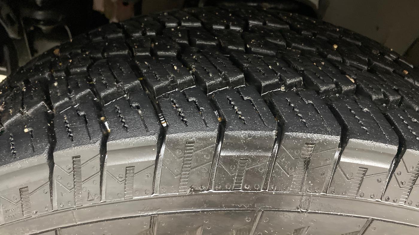2021 Mahindra Thar LX PETROL HT 4WD AT, Petrol, Automatic, 55,979 km, Left Front Tyre Tread