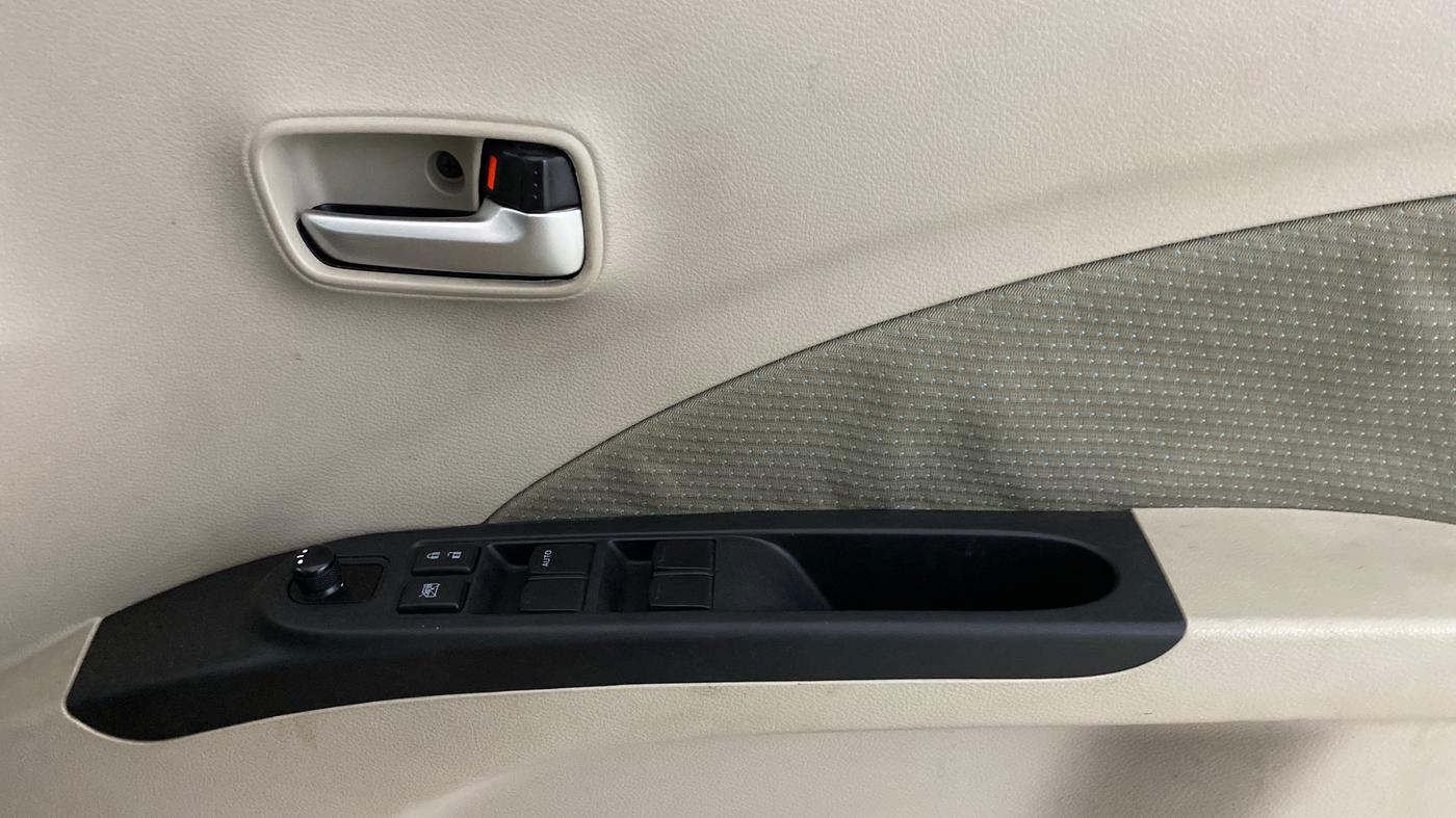 2018 Maruti Celerio ZXI AMT, Petrol, Automatic, 7,481 km, Driver Side Door Panels Control