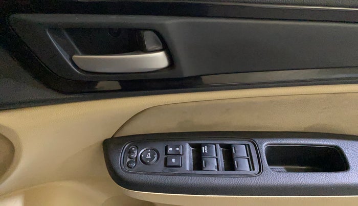 2019 Honda Amaze 1.2L I-VTEC S CVT, Petrol, Automatic, 46,284 km, Driver Side Door Panels Control