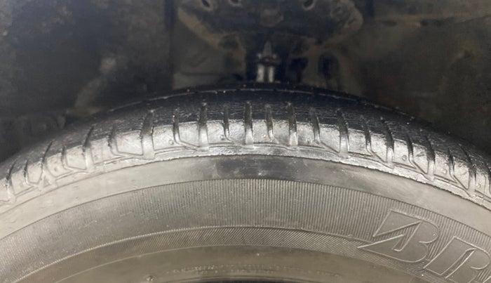 2015 Honda Amaze 1.2L I-VTEC VX, Petrol, Manual, 83,389 km, Left Front Tyre Tread