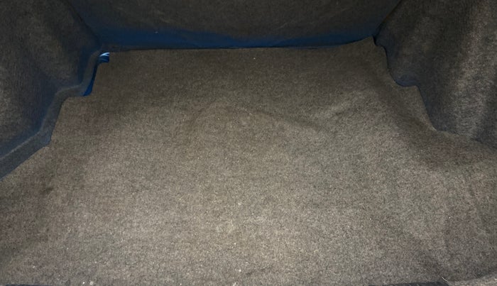 2015 Honda Amaze 1.2L I-VTEC VX, Petrol, Manual, 83,389 km, Boot Inside