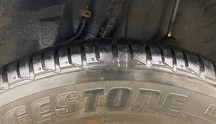 2015 Honda Amaze 1.2L I-VTEC VX, Petrol, Manual, 83,389 km, Left Rear Tyre Tread