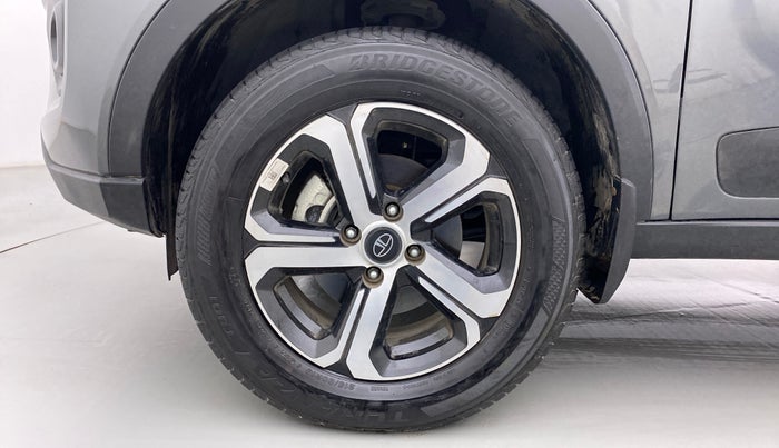 2022 Tata NEXON XZA PLUS DIESEL, Diesel, Automatic, 8,923 km, Left Front Wheel