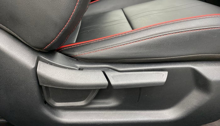 2021 Hyundai NEW I20 N LINE N8 1.0 TURBO GDI DCT, Petrol, Automatic, 17,097 km, Driver Side Adjustment Panel