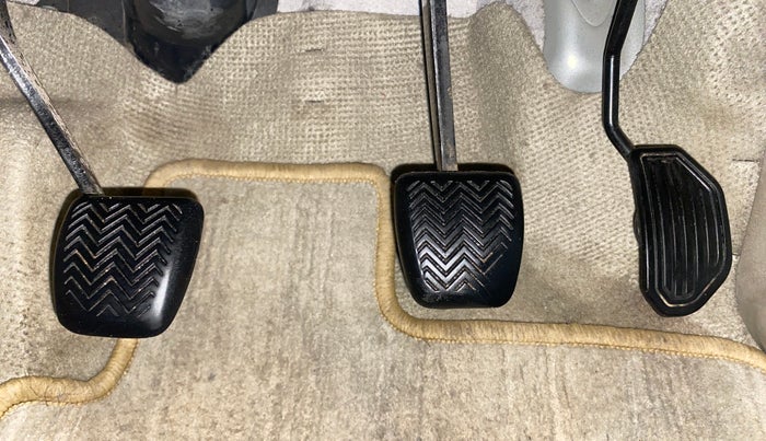 2014 Toyota Corolla Altis G PETROL, Petrol, Manual, 94,763 km, Pedals