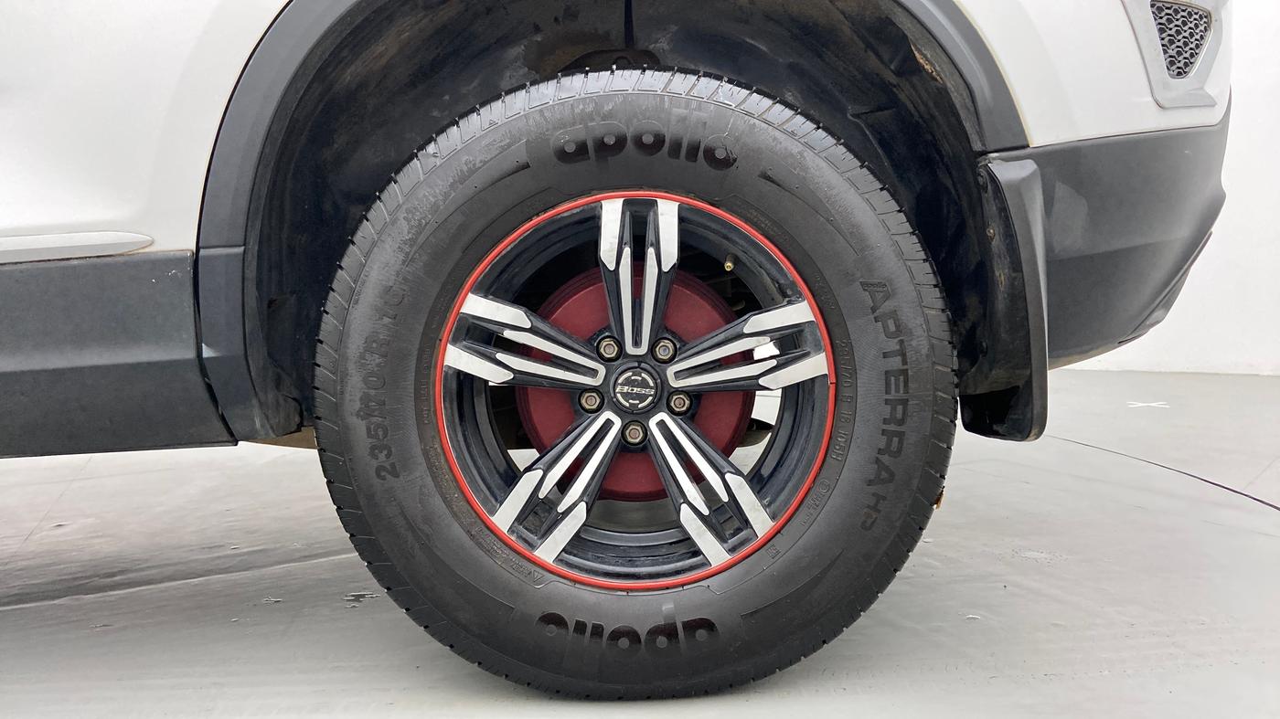 2020 Tata Harrier XM 2.0L Kryotec, Diesel, Manual, 17,974 km, Left Rear Wheel