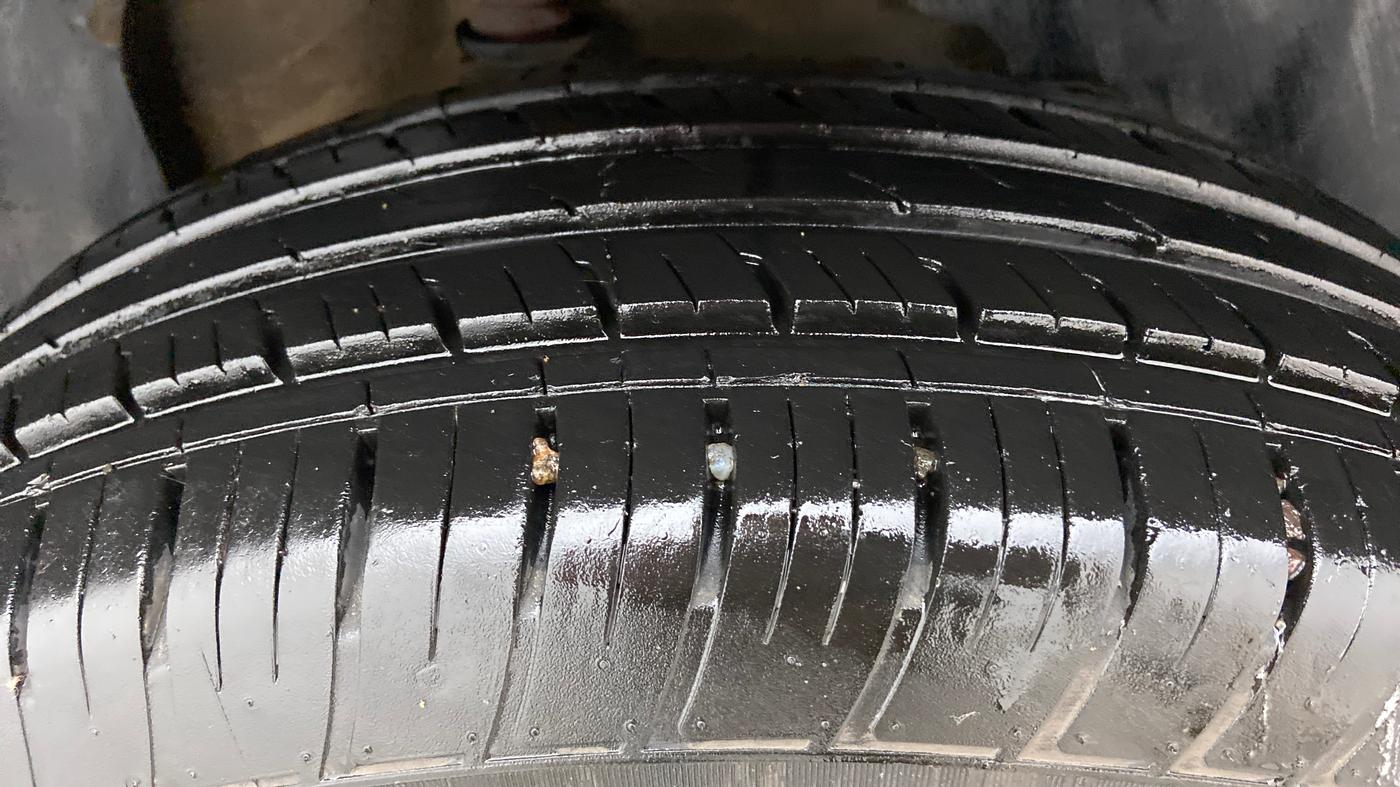 2020 Tata Harrier XM 2.0L Kryotec, Diesel, Manual, 17,974 km, Left Rear Tyre Tread
