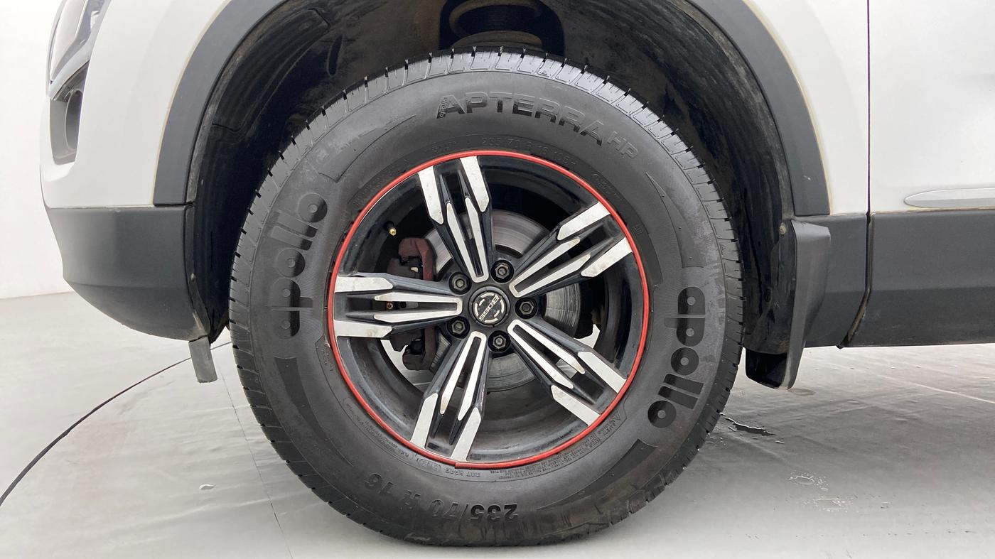 2020 Tata Harrier XM 2.0L Kryotec, Diesel, Manual, 17,974 km, Left Front Wheel