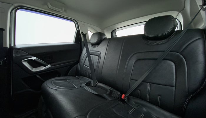 2020 Tata Harrier XM 2.0L Kryotec, Diesel, Manual, 17,974 km, Right Side Rear Door Cabin View
