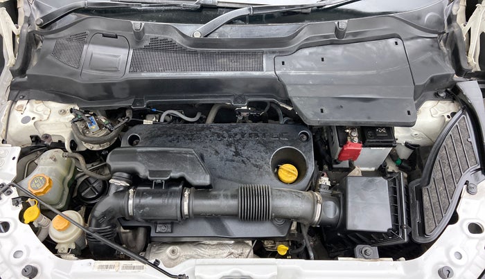 2020 Tata Harrier XM 2.0L Kryotec, Diesel, Manual, 17,974 km, Engine Bonet View