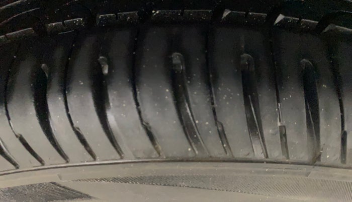 2014 Hyundai i20 SPORTZ 1.2, Petrol, Manual, 70,783 km, Left Rear Tyre Tread