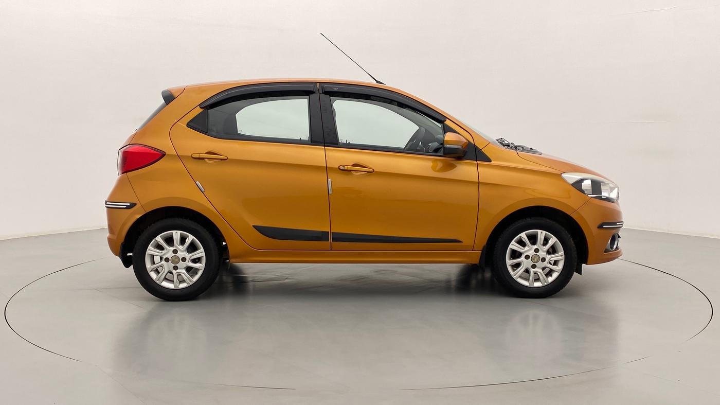 2016 Tata Tiago XZ 1.2 REVOTRON, Petrol, Manual, 33,848 km, Right Side View