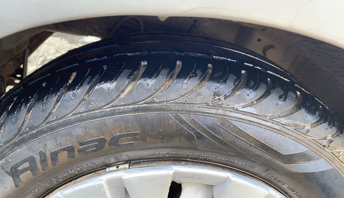 2017 Hyundai Eon ERA +, CNG, Manual, 51,034 km, Right Rear Tyre Tread