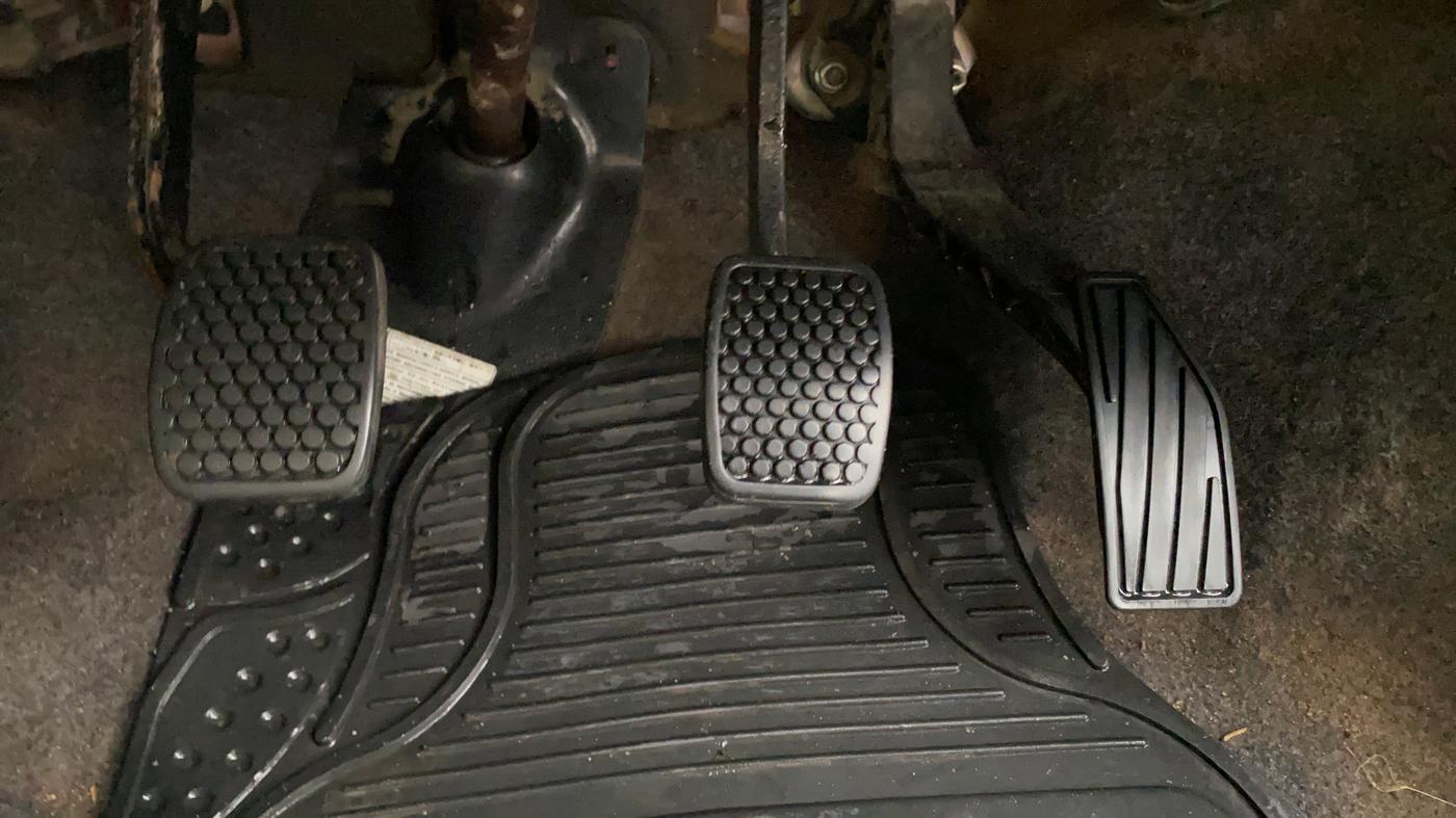 2016 Maruti Alto K10 VXI, Petrol, Manual, 43,818 km, Pedals