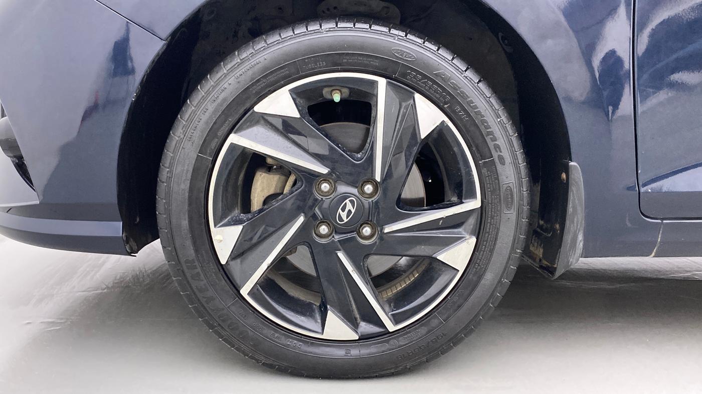 2020 Hyundai Verna SX (O) 1.5 CRDI, Diesel, Manual, 88,706 km, Left Front Wheel
