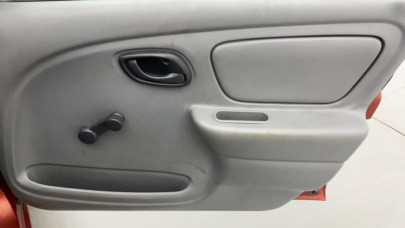 2010 Maruti Alto K10 LXI P, Petrol, Manual, 52,276 km, Driver Side Door Panels Control