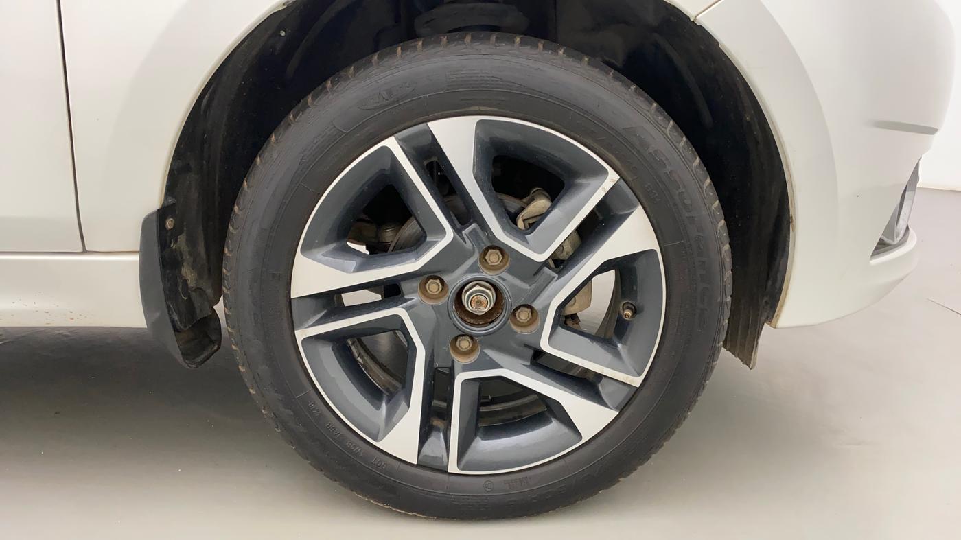 2018 Tata TIGOR XZ PLUS PETROL, Petrol, Manual, 39,682 km, Right Front Wheel