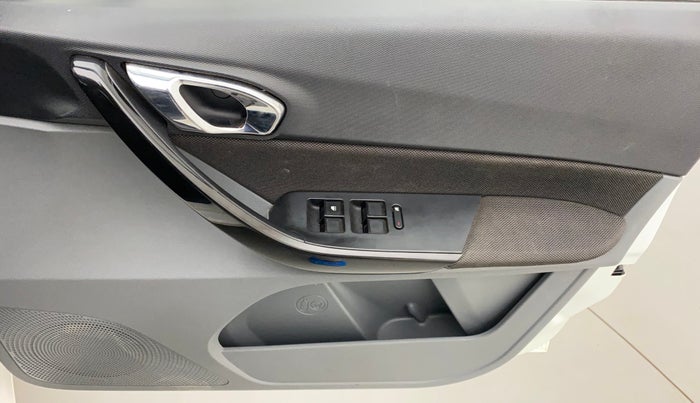2018 Tata TIGOR XZ PLUS PETROL, Petrol, Manual, 39,682 km, Driver Side Door Panels Control