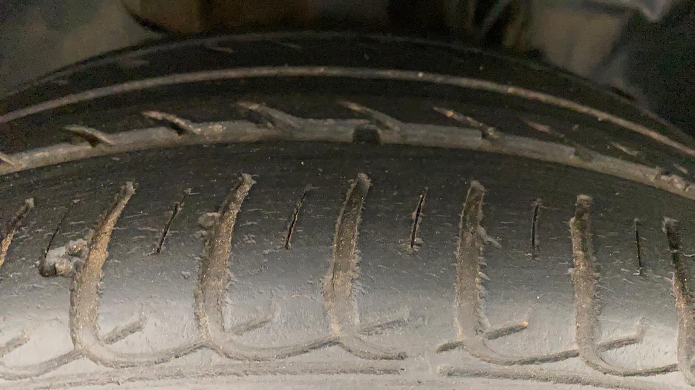 2018 Tata TIGOR XZ PLUS PETROL, Petrol, Manual, 39,682 km, Right Front Tyre Tread