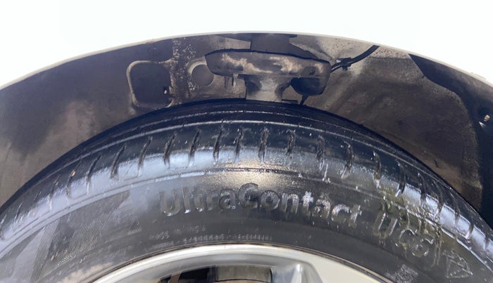 2018 Hyundai Verna 1.6 CRDI SX, Diesel, Manual, 1,20,885 km, Left Front Tyre Tread