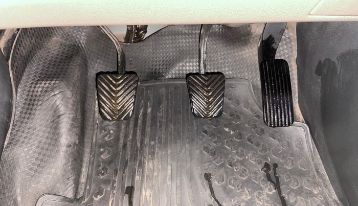 2018 Hyundai Verna 1.6 CRDI SX, Diesel, Manual, 1,20,885 km, Pedals