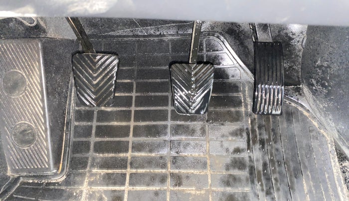 2017 Hyundai Elite i20 ASTA 1.2 (O), Petrol, Manual, 66,441 km, Pedals