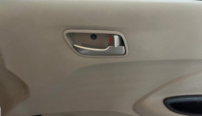 2019 Hyundai NEW SANTRO SPORTZ MT, Petrol, Manual, 32,555 km, Driver Side Door Panels Control