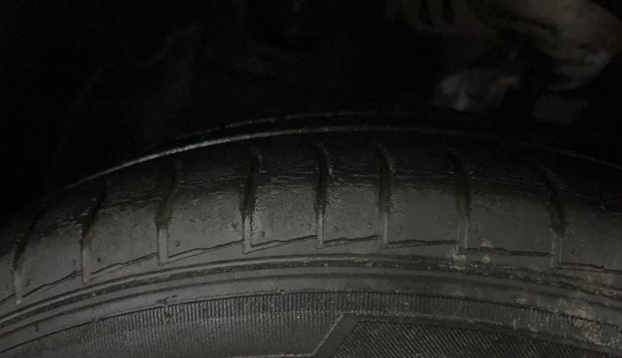 2019 Hyundai NEW SANTRO SPORTZ MT, Petrol, Manual, 32,555 km, Left Front Tyre Tread