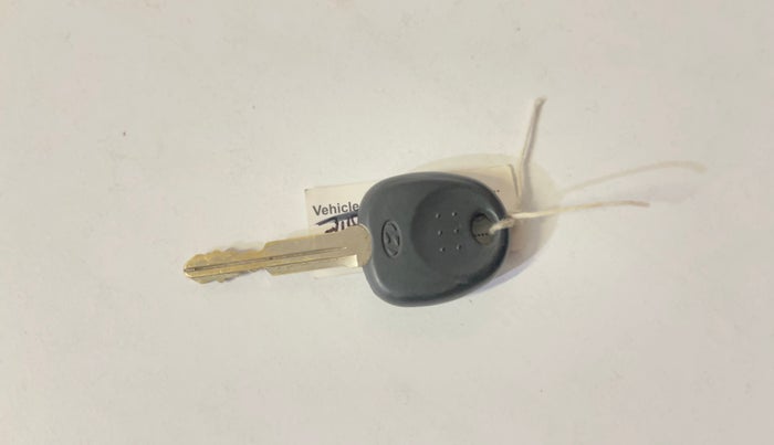 2019 Hyundai NEW SANTRO SPORTZ MT, Petrol, Manual, 32,555 km, Key Close Up