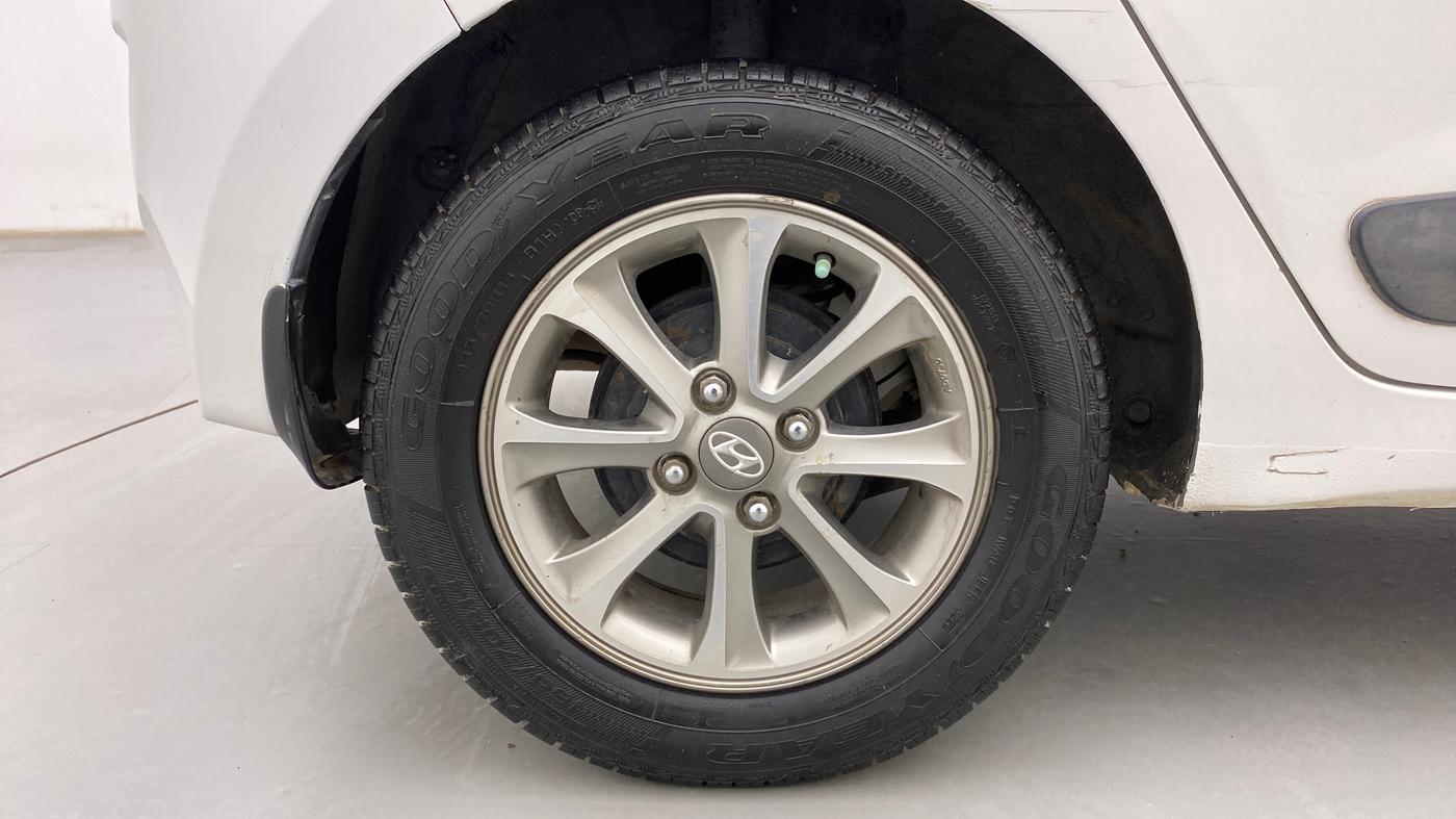 2015 Hyundai Grand i10 ASTA (O) 1.2 KAPPA VTVT, Petrol, Manual, 89,959 km, Right Rear Wheel