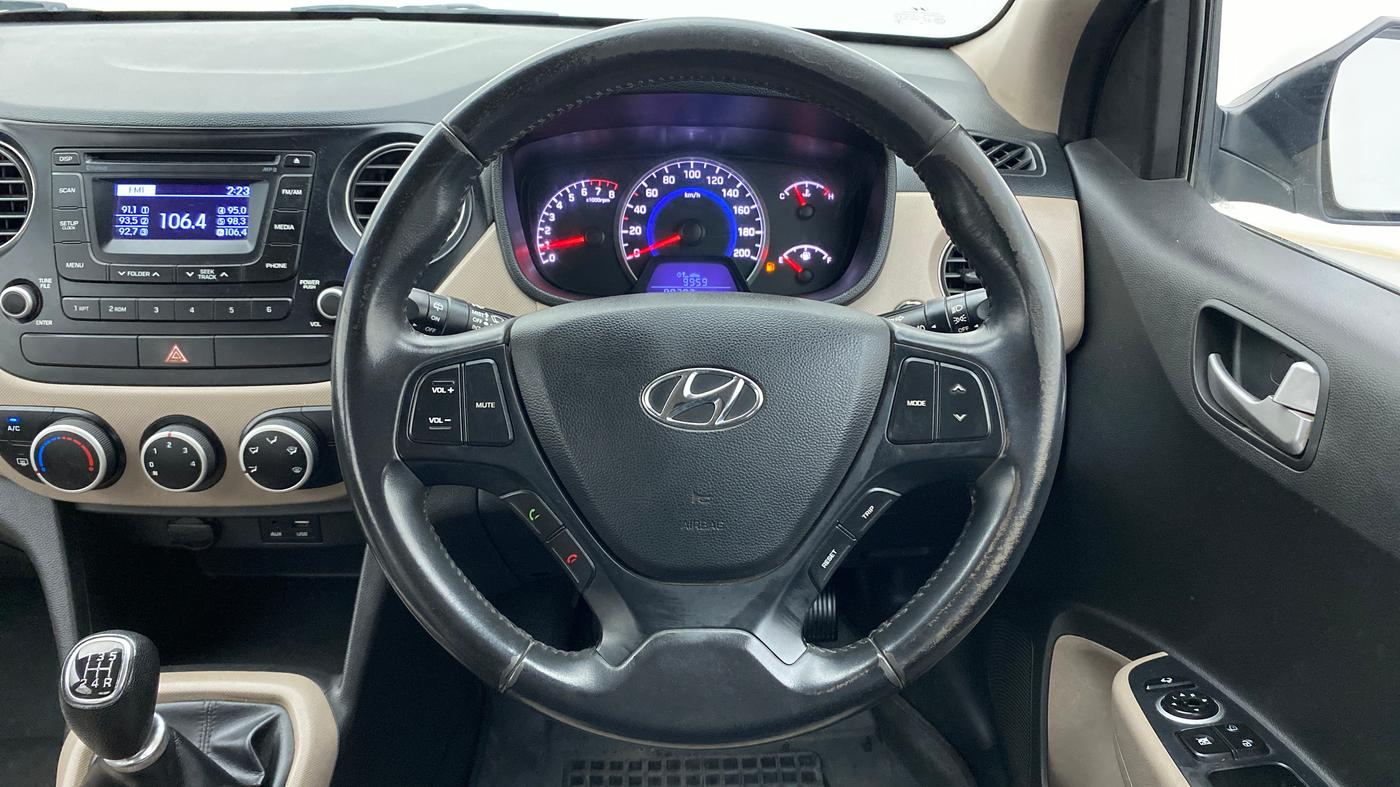 2015 Hyundai Grand i10 ASTA (O) 1.2 KAPPA VTVT, Petrol, Manual, 89,959 km, Steering Wheel Close Up