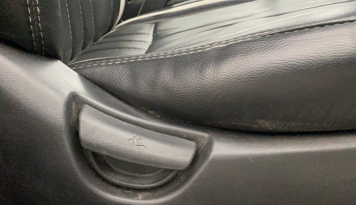 2015 Hyundai Grand i10 MAGNA 1.2 KAPPA VTVT, Petrol, Manual, 57,466 km, Driver Side Adjustment Panel